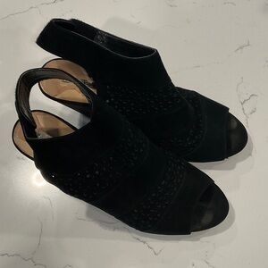 Audrey Brooke Black Peep-Toe Heels